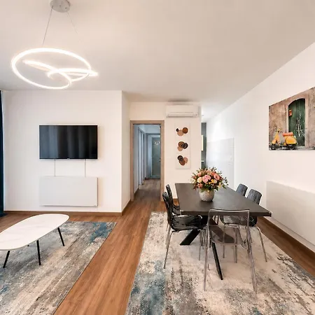 Apartman Beach-center-renovated-parking-balcony