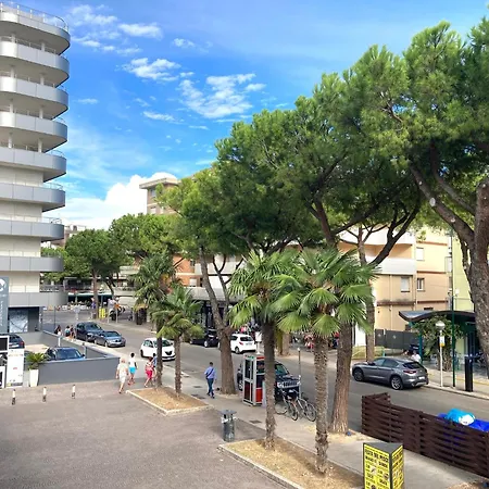 Beach-center-renovated-parking-balcony