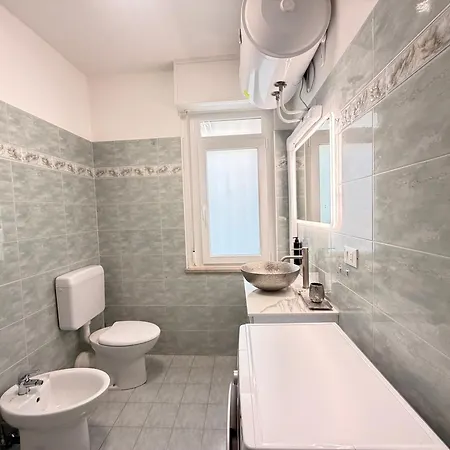 Beach-center-renovated-parking-balcony Apartman *
